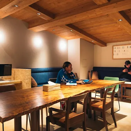 Nui. Hostel & Bar Lounge-2